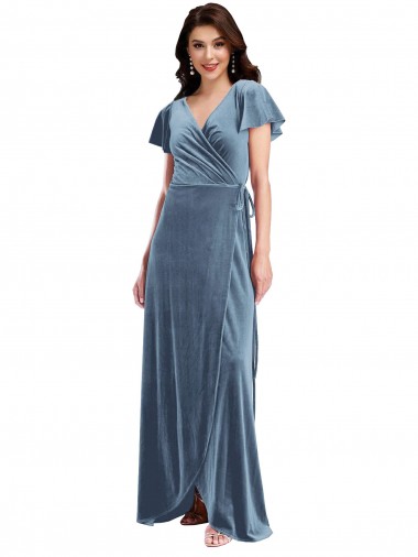 Comprar Linha A Decote V Veludo Elástico Comprimento Chão Azul Empoeirado Vestidos de Madrinha / Vestidos de Festa