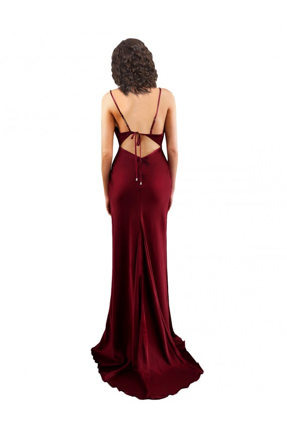 Comprar Bainha Decote Capuz Cetim Sedoso Comprimento Chão Borgonha Longo Vestidos de Madrinha / Vestidos de Noite / Vestidos de Festa
