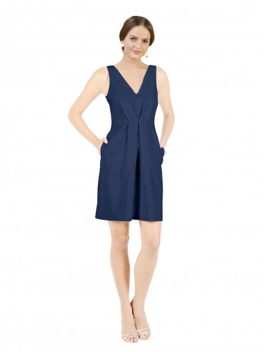 Comprar Linha A Decote V Cetim Comprimento Joelho Marinha Negra Curto Vestidos de Madrinha / Vestidos de Cocktail / Vestidos de Homecoming