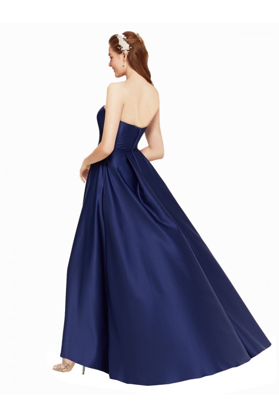 Comprar Linha A Sem alças Cetim Alto Baixo Marinha Negra Vestidos de Madrinha / Vestidos de Noite / Vestidos de Festa