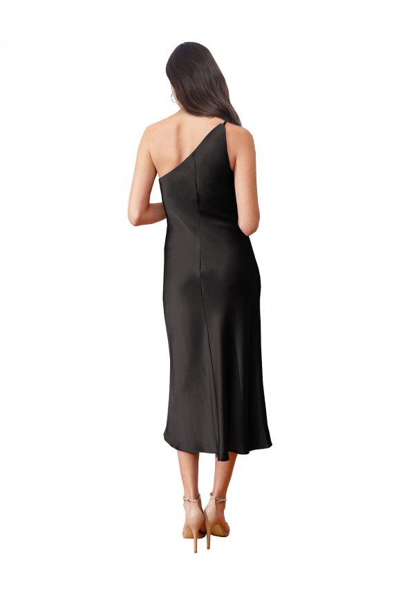 Comprar Bainha Um Ombro Cetim Elástico Comprimento Midi Preto Vestidos de Madrinha / Vestidos de Noite / Vestidos de Festa / Vestidos de Cocktail / Vestidos de Homecoming