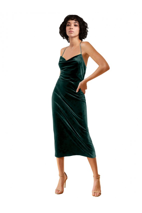 Comprar Bainha Decote Capuz Veludo Elástico Comprimento Midi Verde Escuro Vestidos de Madrinha / Vestidos de Noite / Vestidos de Festa / Vestidos de Cocktail / Vestidos de Homecoming