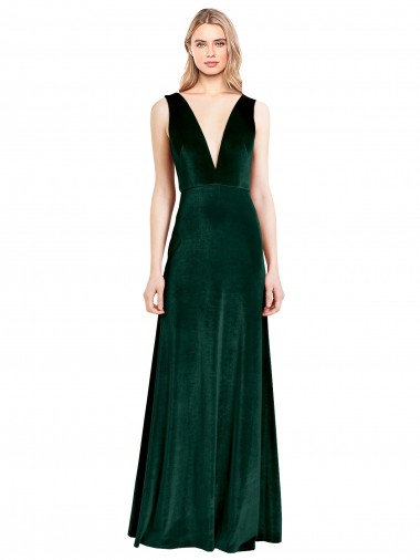 Comprar Linha A Decote V Veludo Elástico Comprimento Chão Verde Escuro Sem Mangas Vestidos de Madrinha / Vestidos de Noite / Vestidos de Festa