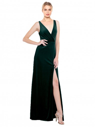 Comprar Linha A Decote V Veludo Elástico Comprimento Chão Verde Escuro Vestidos de Madrinha / Vestidos de Noite / Vestidos de Festa